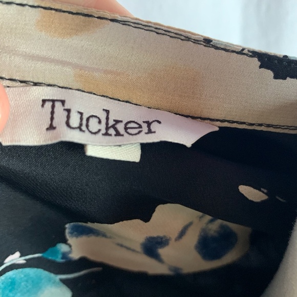 Tucker floral Silk Dress - Picture 2 of 8